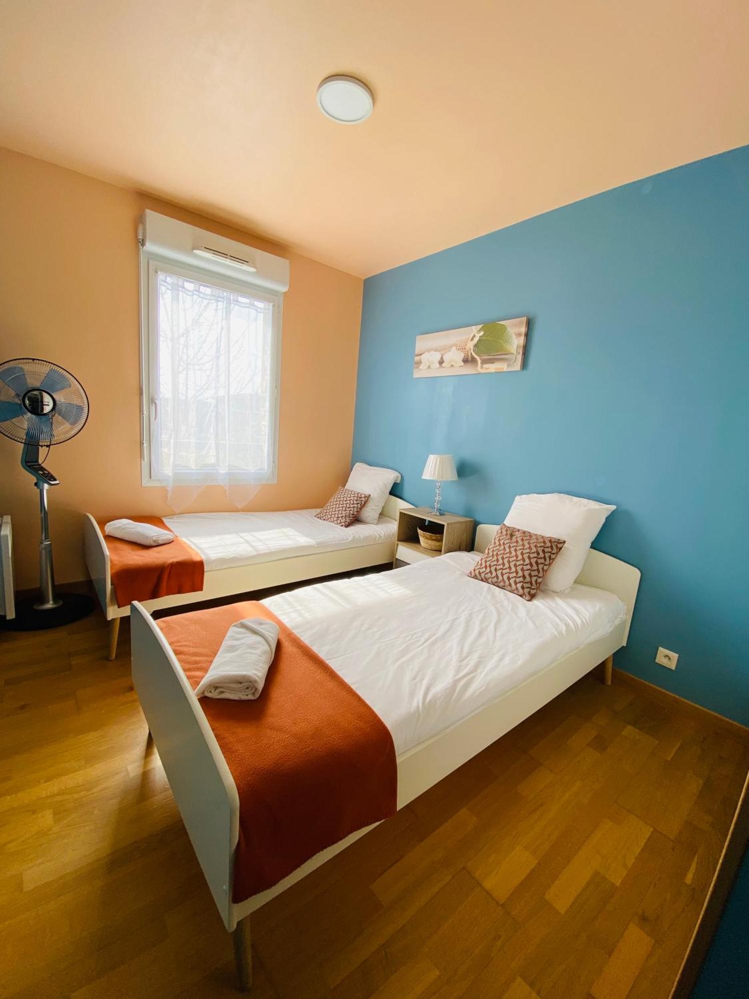 Charmant Appartement 3 Pieces Proche Rer & Disney مونتِفرا المظهر الخارجي الصورة