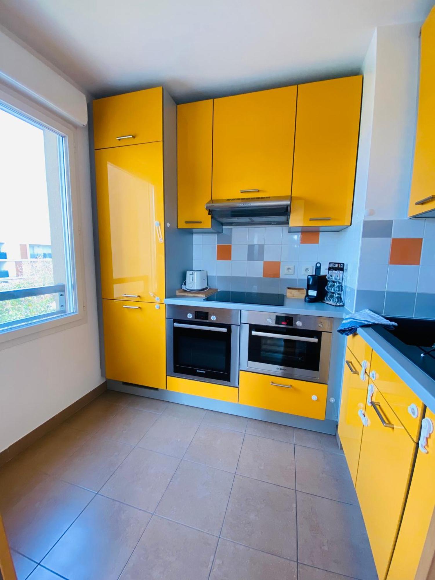 Charmant Appartement 3 Pieces Proche Rer & Disney مونتِفرا المظهر الخارجي الصورة